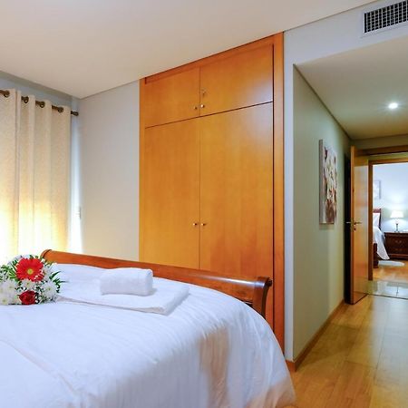 Ellierose Apartment Πόντα Ντελγκάντα Εξωτερικό φωτογραφία