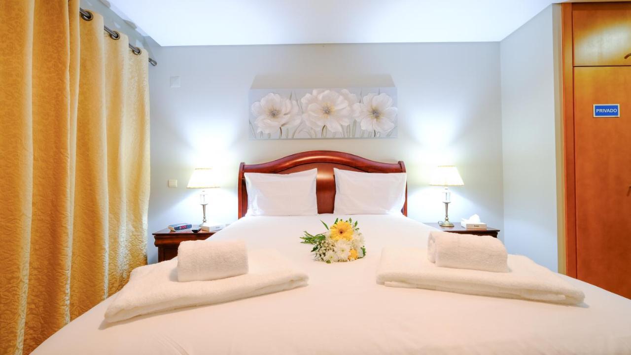 Ellierose Apartment Πόντα Ντελγκάντα Εξωτερικό φωτογραφία