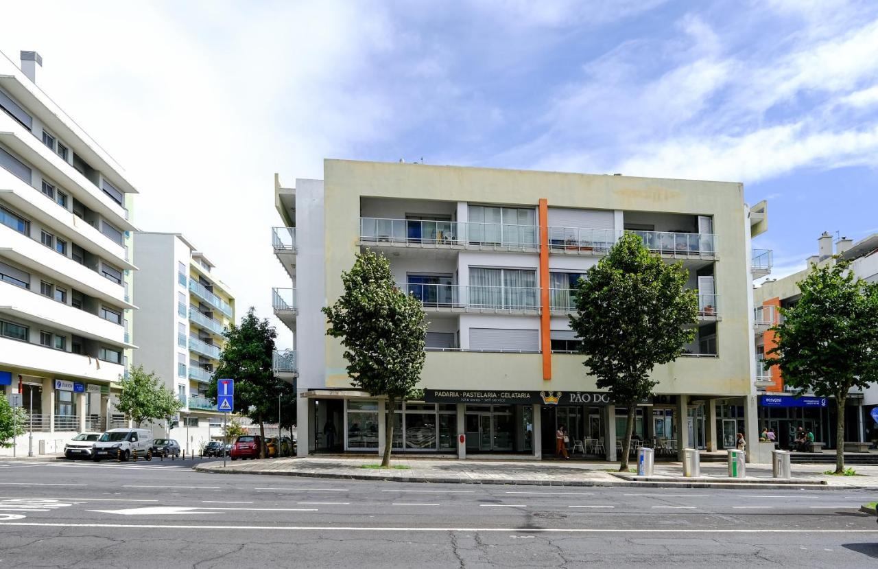 Ellierose Apartment Πόντα Ντελγκάντα Εξωτερικό φωτογραφία
