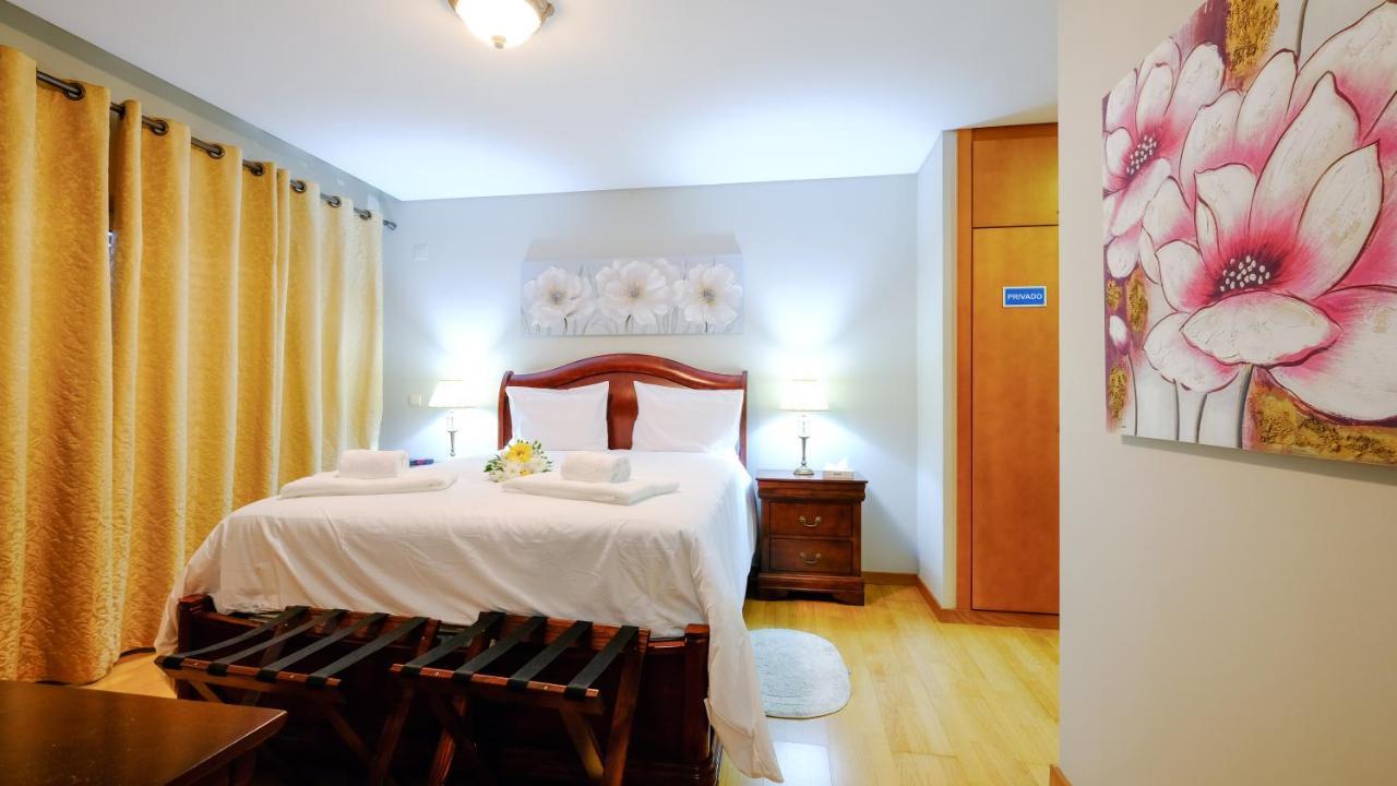 Ellierose Apartment Πόντα Ντελγκάντα Εξωτερικό φωτογραφία