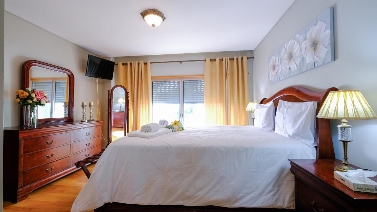 Ellierose Apartment Πόντα Ντελγκάντα Εξωτερικό φωτογραφία